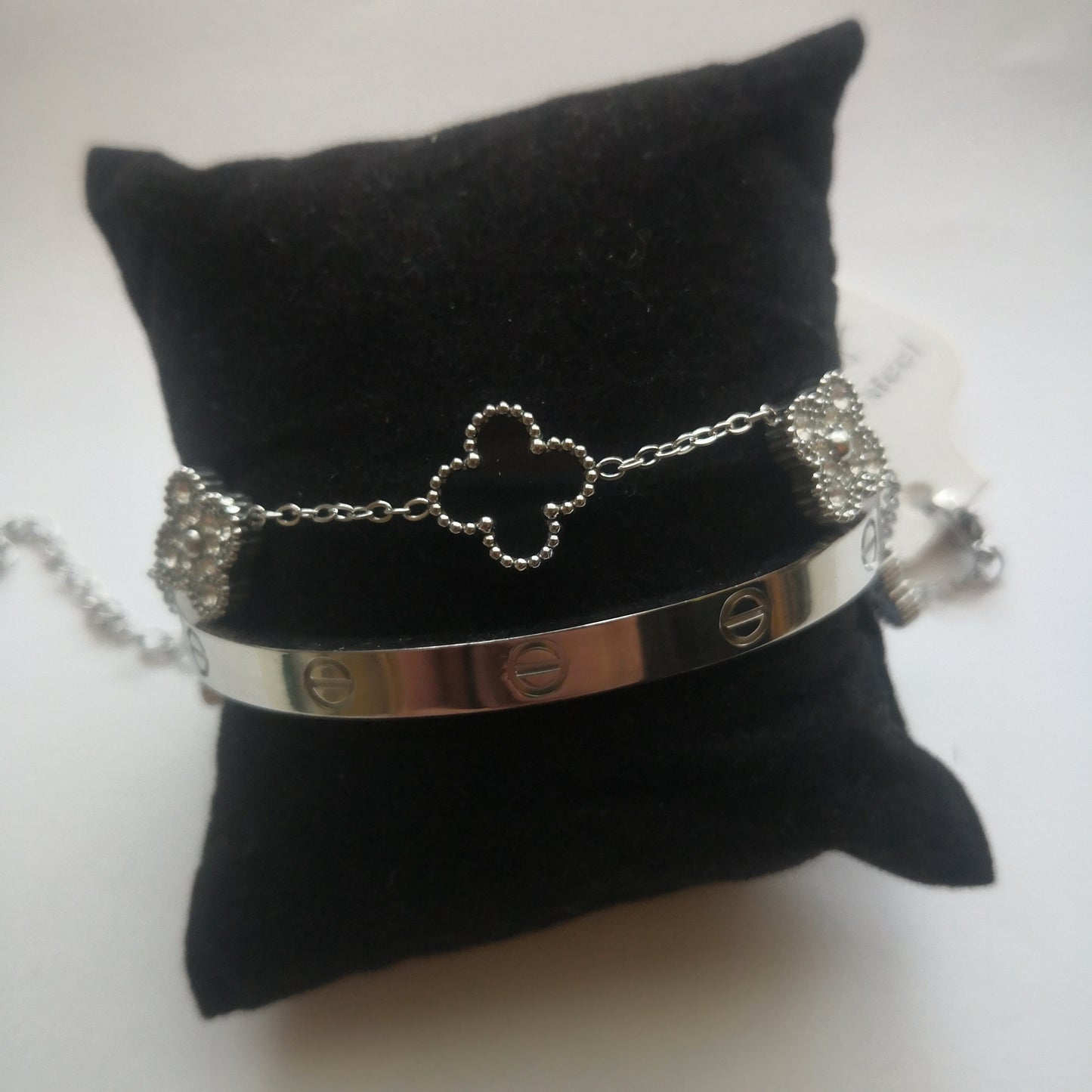 Trendy en Klaver Armbanden Zilver en zwart met Steentjes - Intero Sieraden
