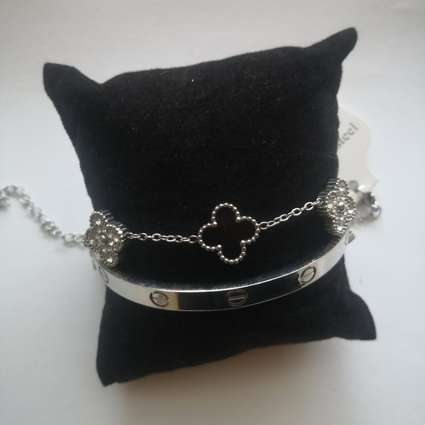 Trendy en Klaver Armbanden Zilver en zwart met Steentjes - Intero Sieraden