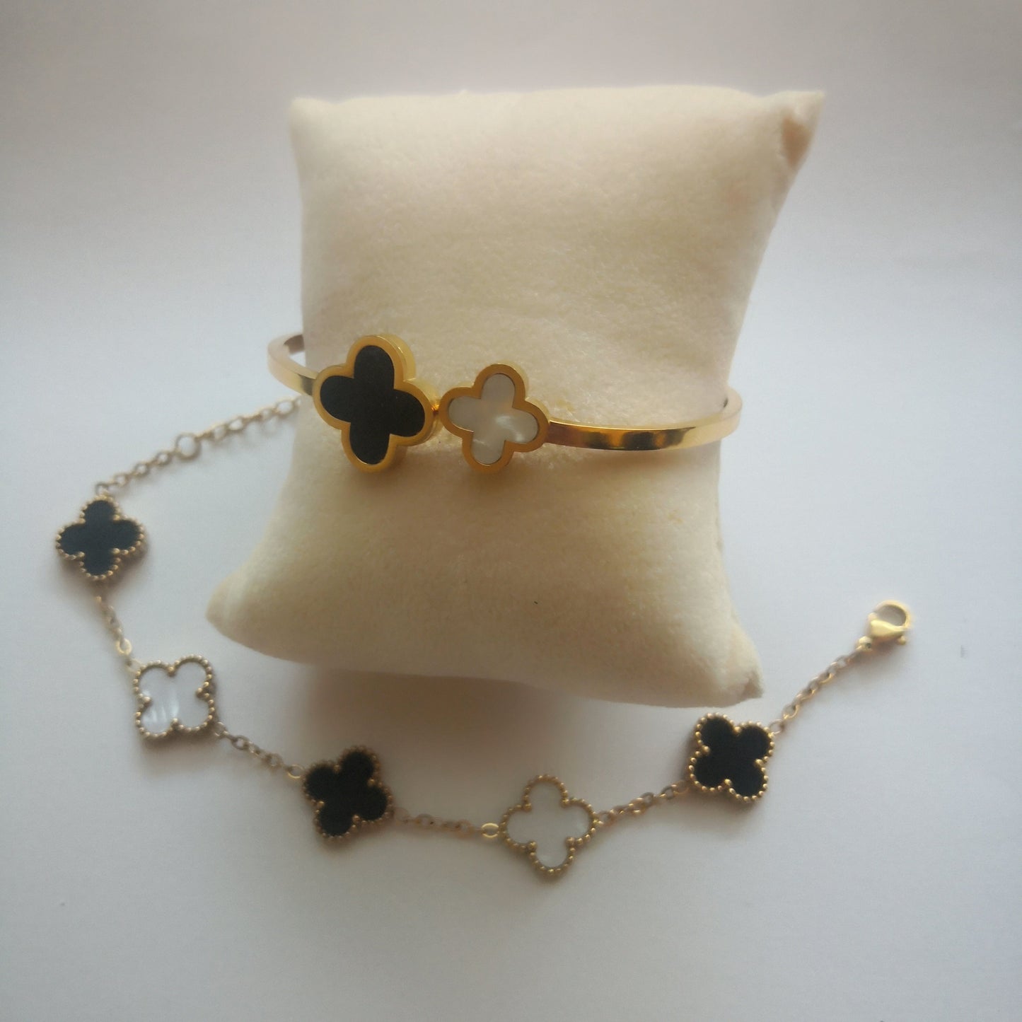 Klaver Armbanden - Goud en Zwart Wit - Intero Sieraden