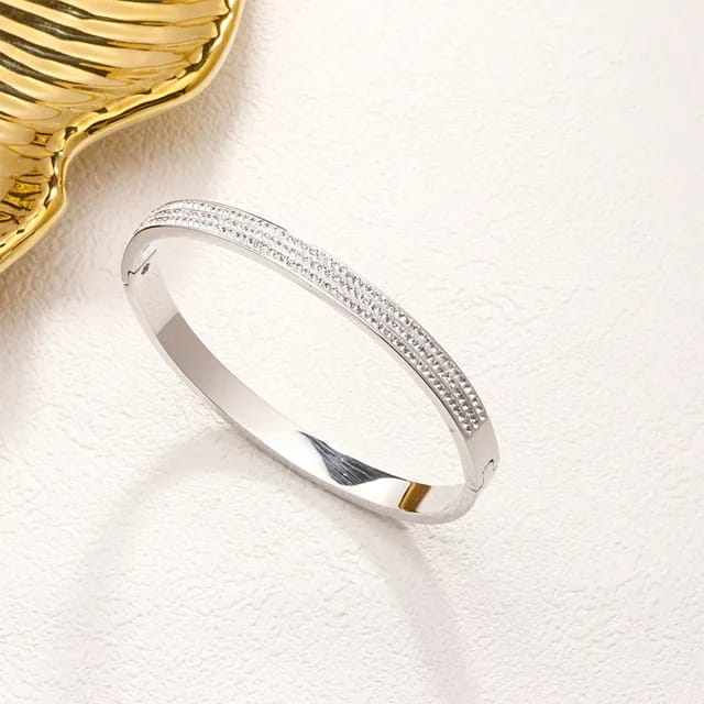 Trendy Zilveren Armband🔘 - Intero Sieraden