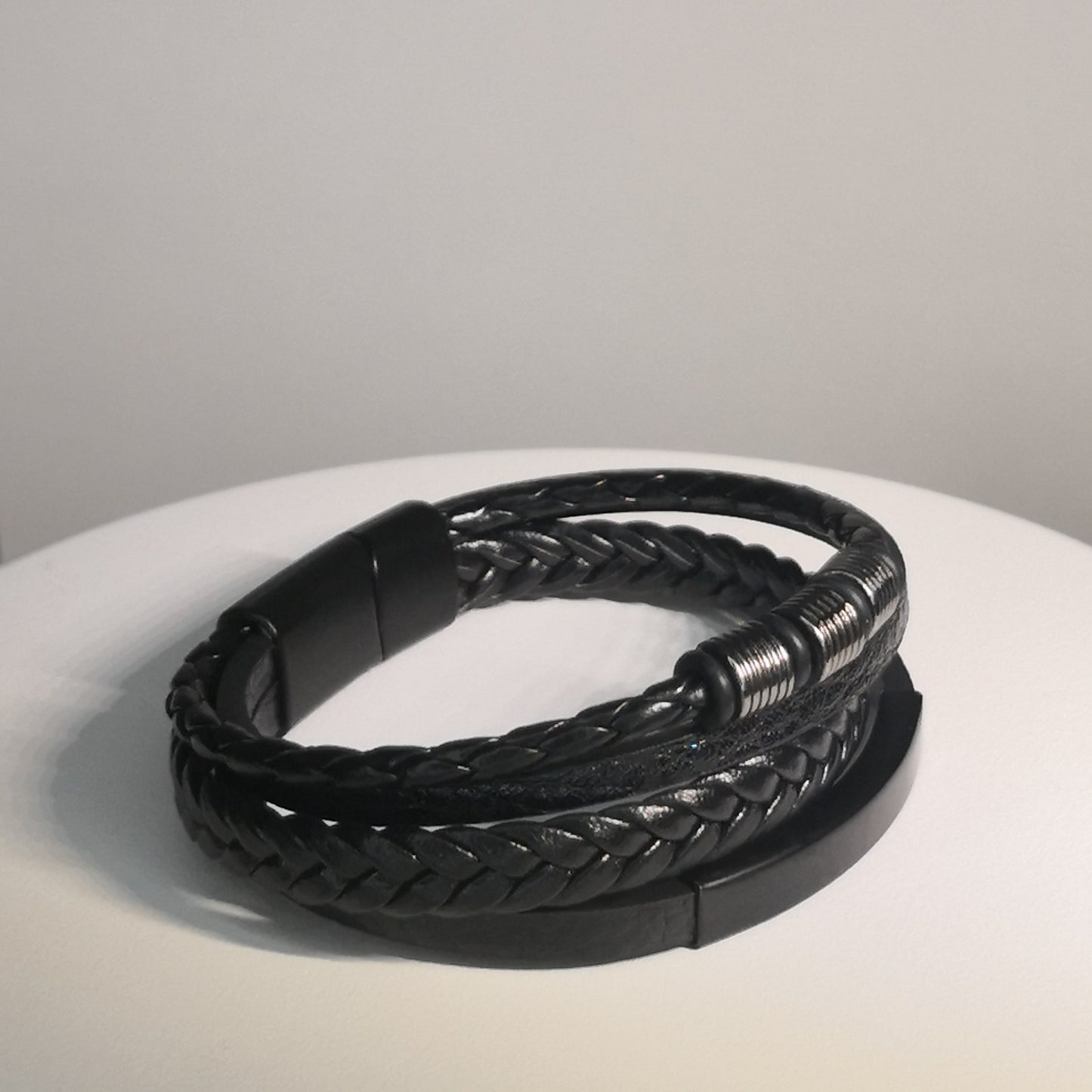 Zwarte Gevlochten Lederen Armband 4Zz - Intero Sieraden