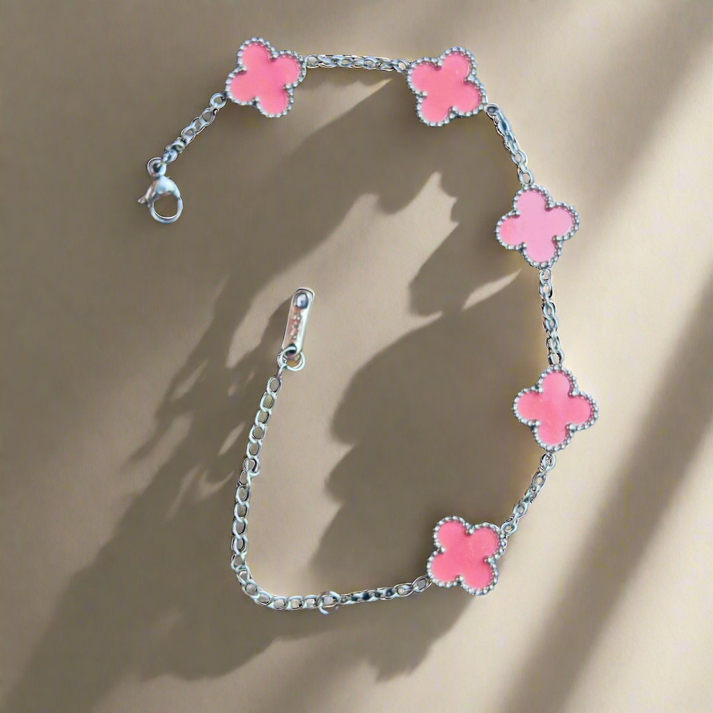 Clover bracelet
