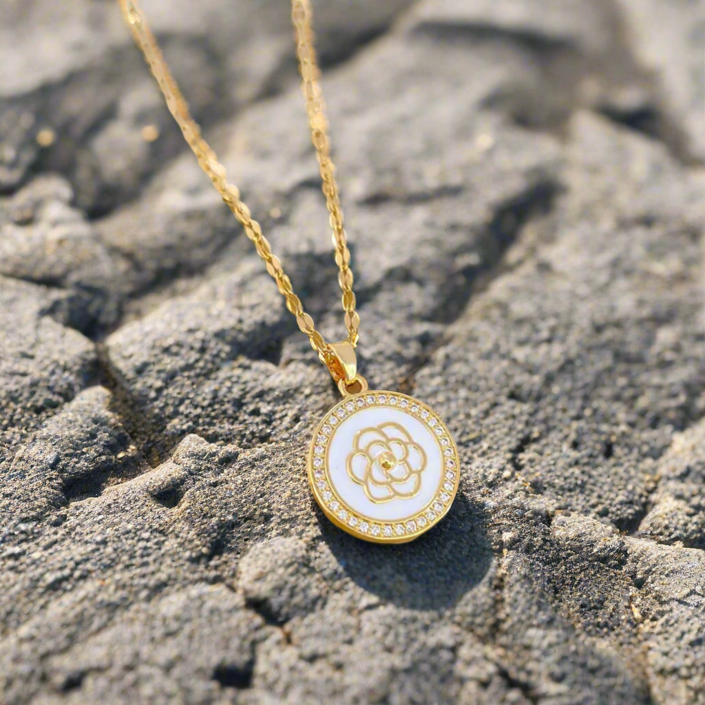 Witte Gouden Bloemenset - Intero Sieraden