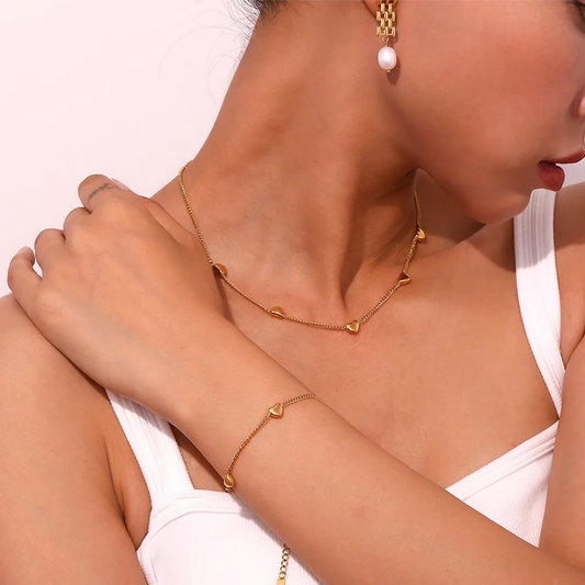 Elegante Hartjes set van roestvrij staal, water- en roestbestendig - Intero Sieraden