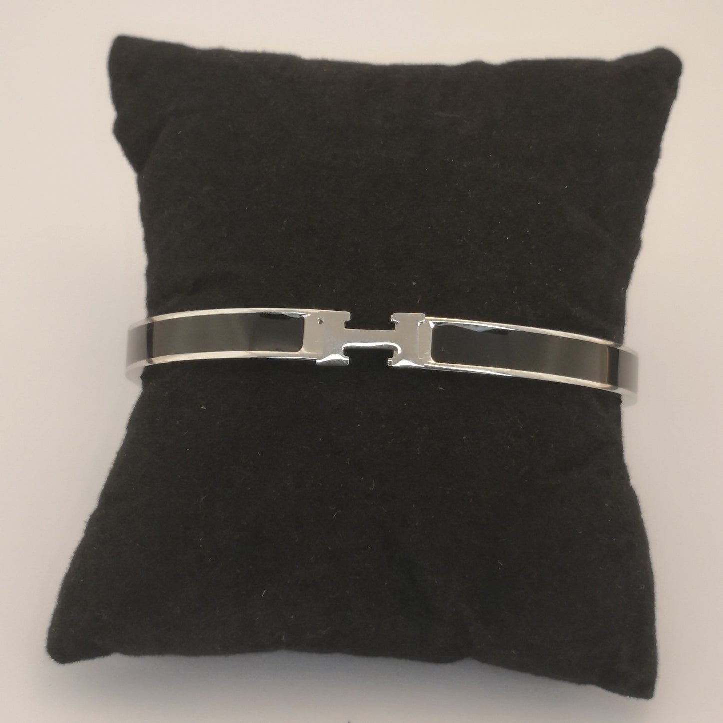 H letter Silverkleurige Armbanden - Dun - Intero Sieraden