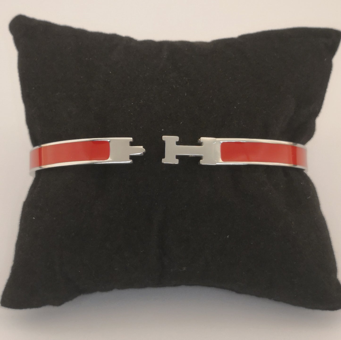 H letter Silverkleurige Armbanden - Dun - Intero Sieraden