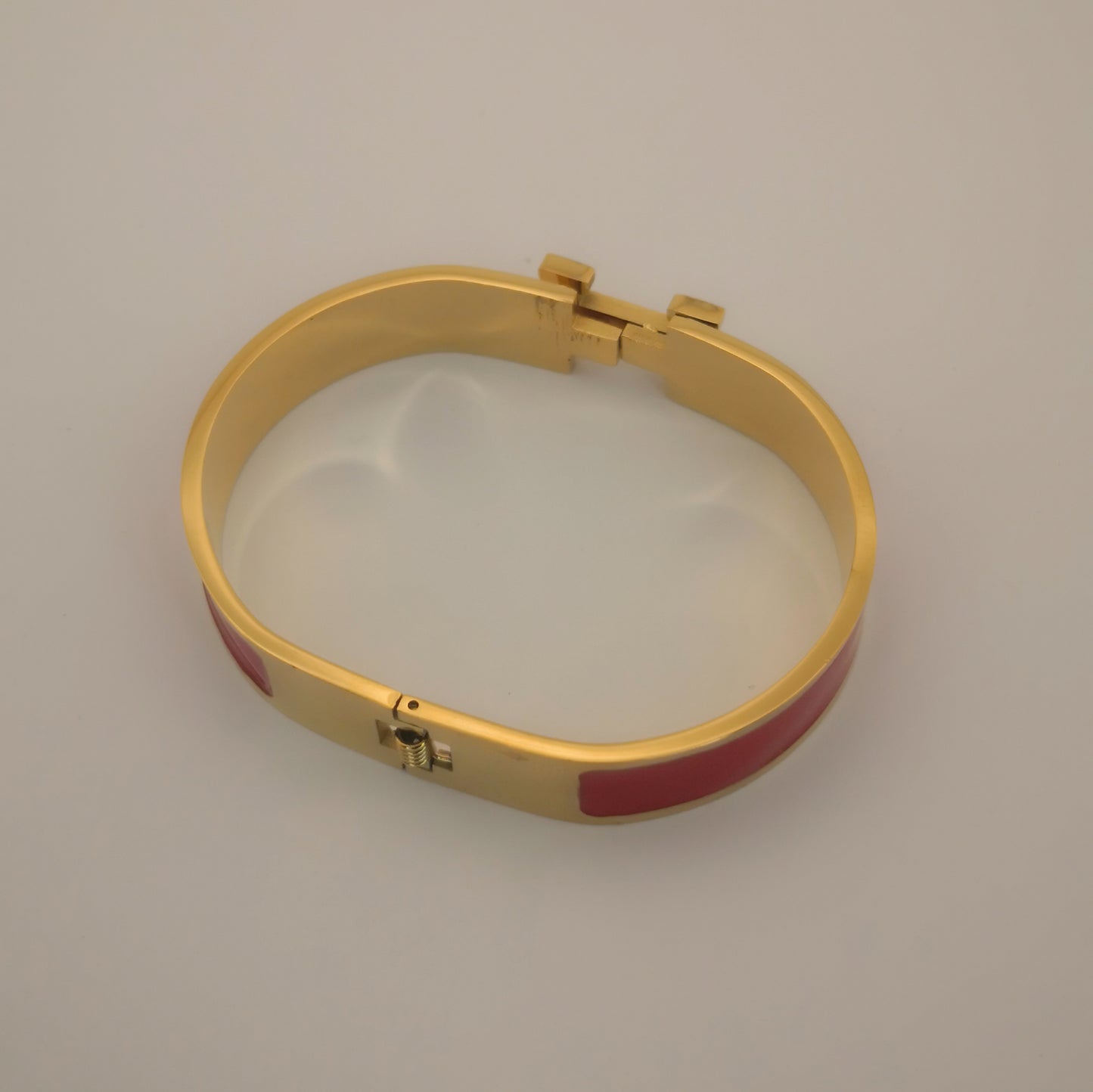 H letter Goudkleurige Armbanden - Intero Sieraden