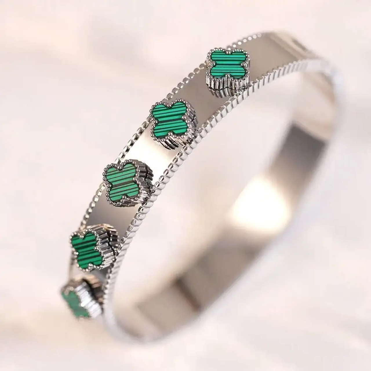 Klavervier Armband van Roestvrij Staal β Waterdicht, Kleurvast & Luxe | Intero Sieraden