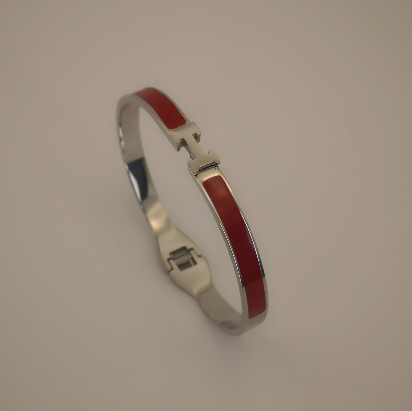 H letter Silverkleurige Armbanden - Dun - Intero Sieraden