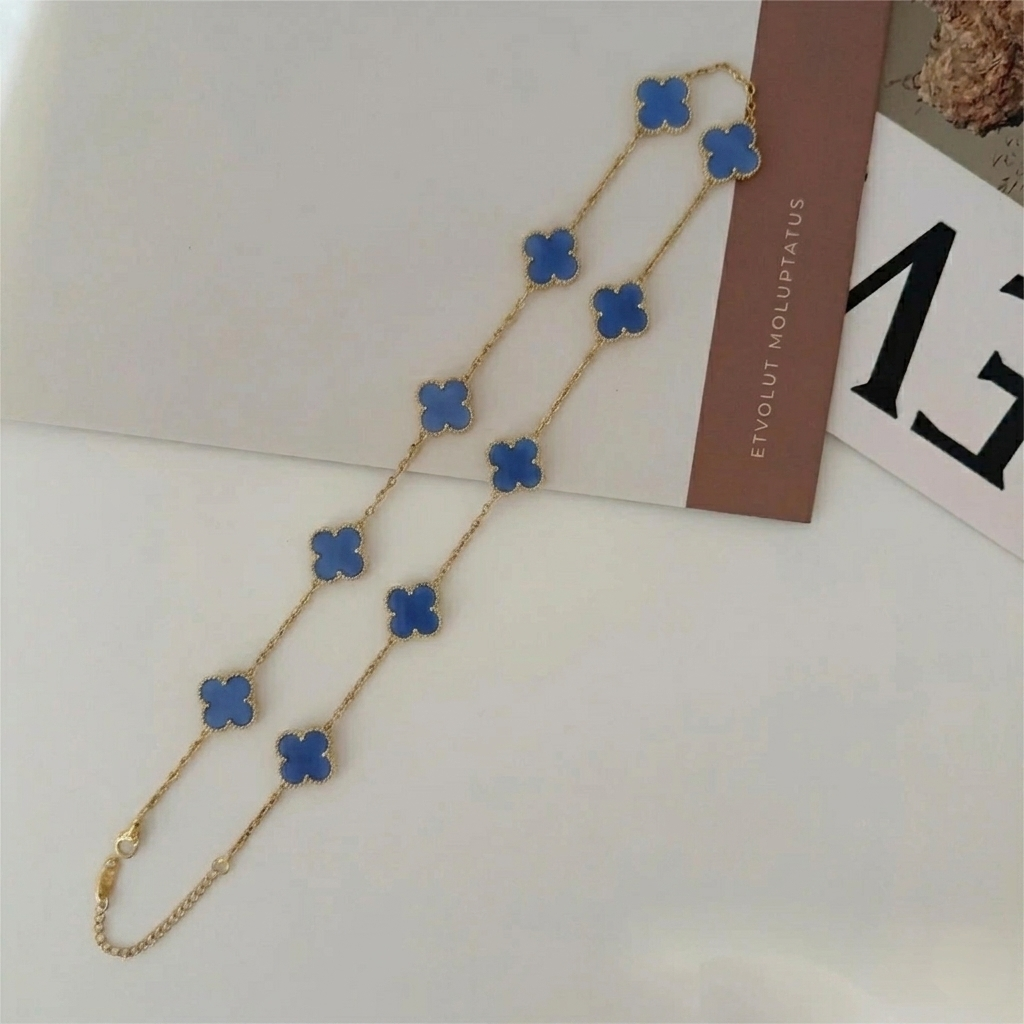 Klaver Ketting met 10 klaverhangerstukken