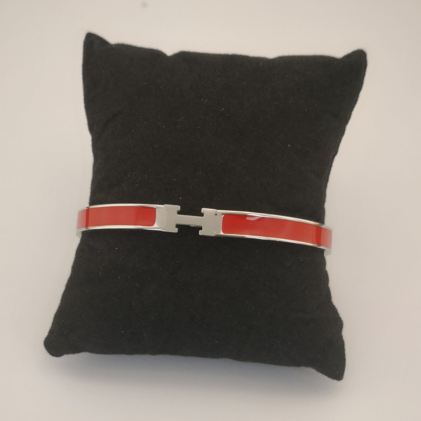 H letter Silverkleurige Armbanden - Dun - Intero Sieraden