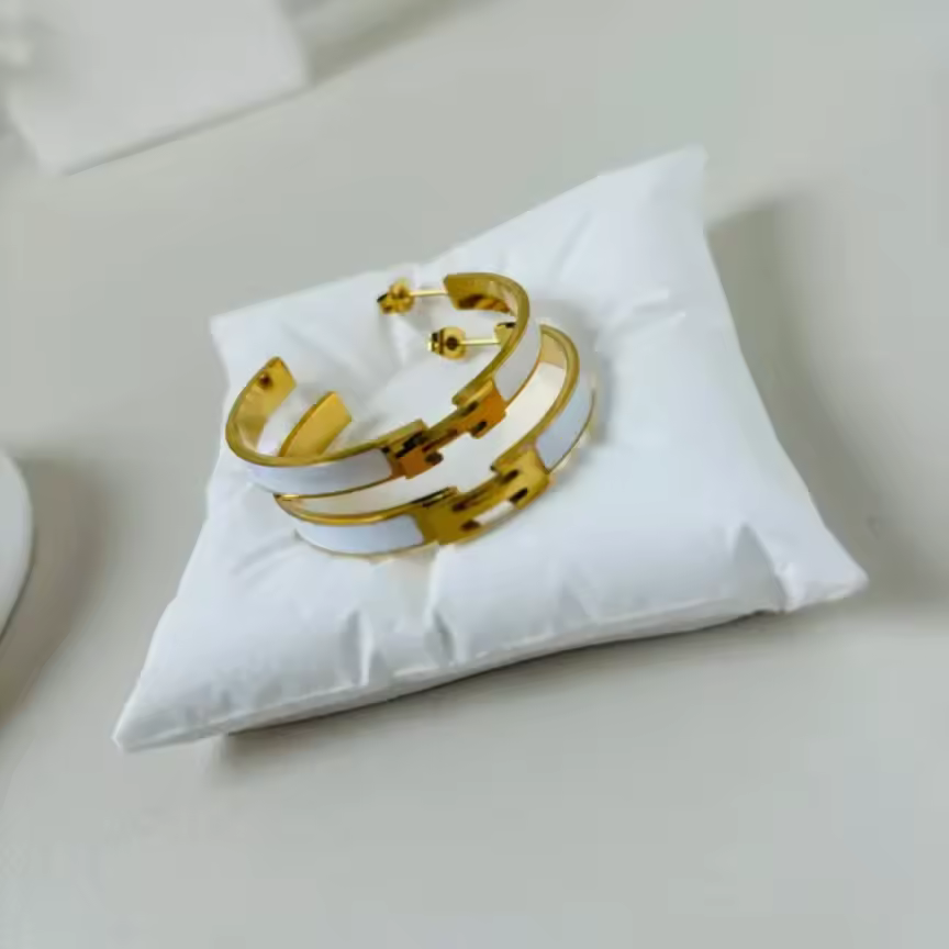 H letter Oorbellen