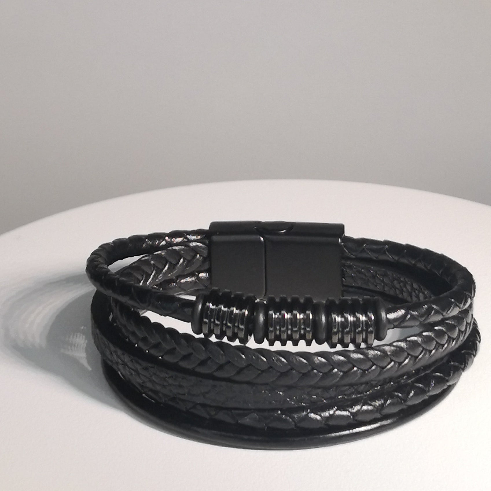 Zwarte Gevlochten Lederen Armband - Intero Sieraden