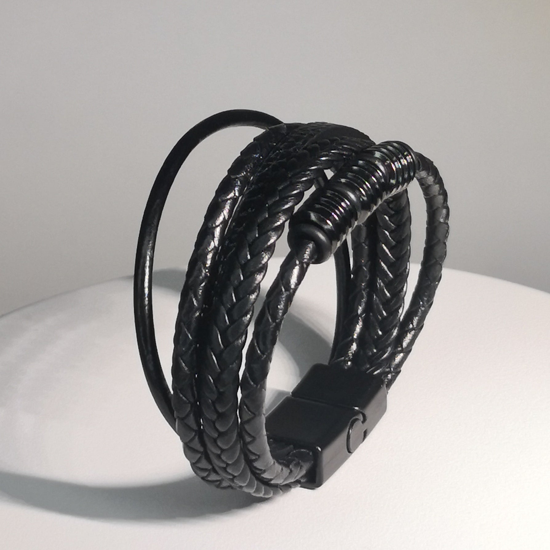 Zwarte Gevlochten Lederen Armband - Intero Sieraden