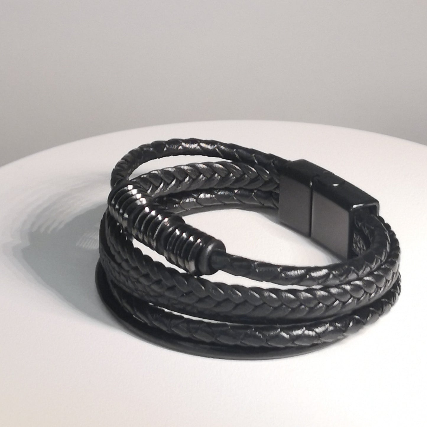 Zwarte Gevlochten Lederen Armband - Intero Sieraden