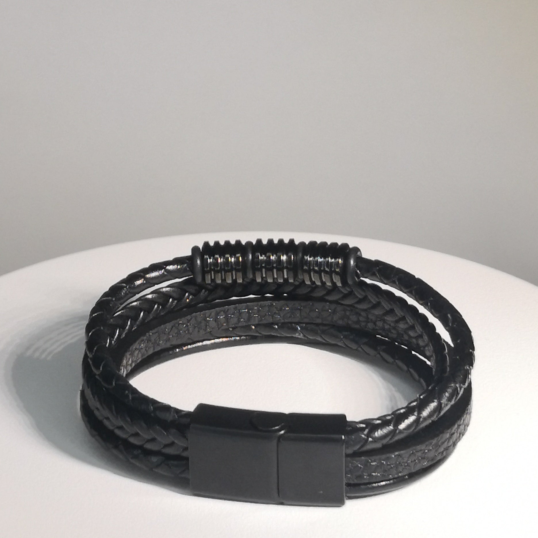 Zwarte Gevlochten Lederen Armband - Intero Sieraden