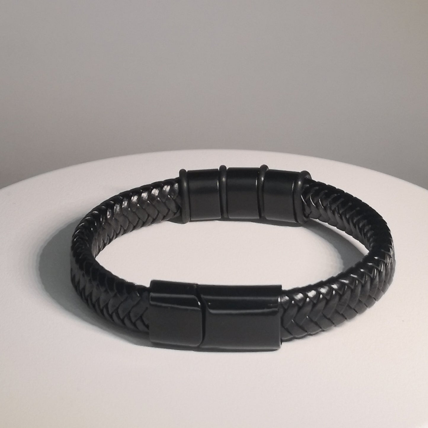 Zwarte Gevlochten Armband met Magnetische Sluiting - Z3 - Intero Sieraden
