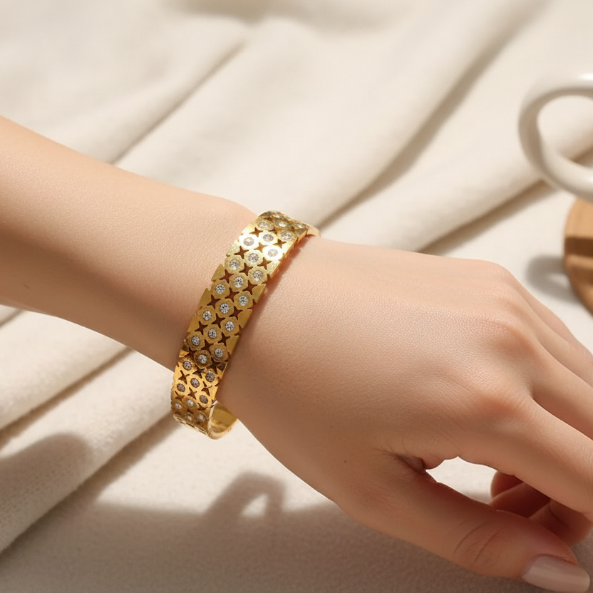 Luxe Goudkleurige Armband met Zirkonia - Stainless steel - intero Sieraden 