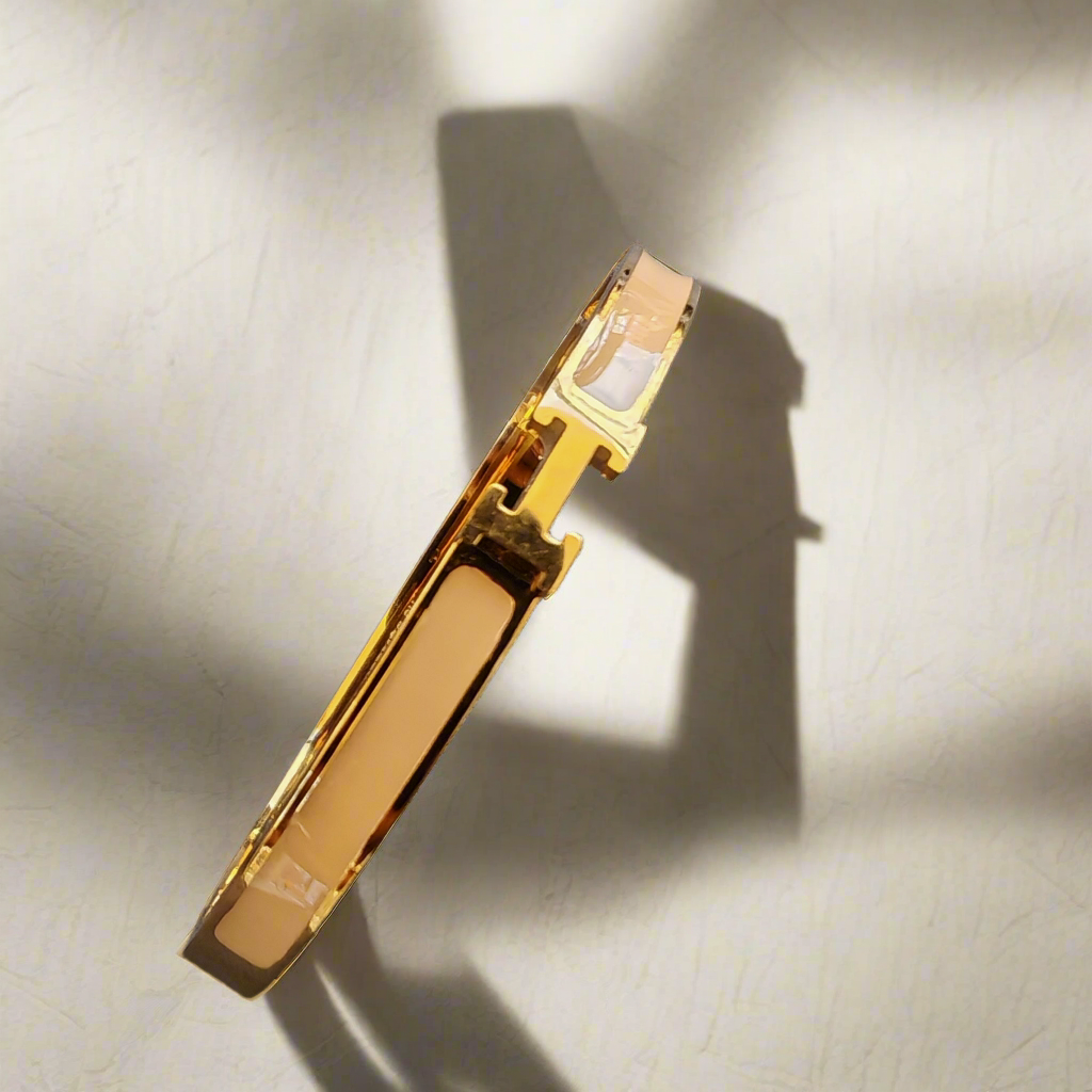 H letter Goudkleurige Armbanden - Dun