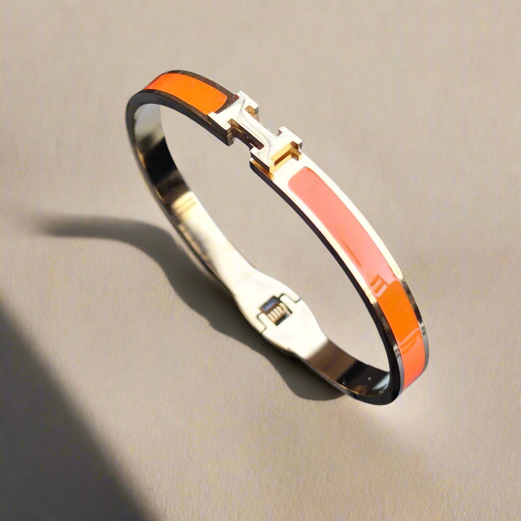 H letter Goudkleurige Armbanden - Dun