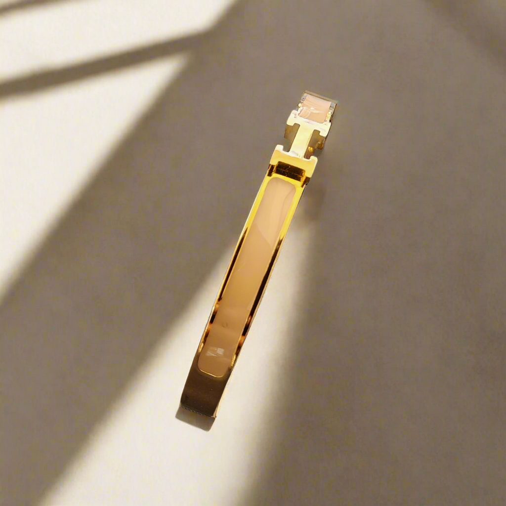 H letter Goudkleurige Armbanden - Dun