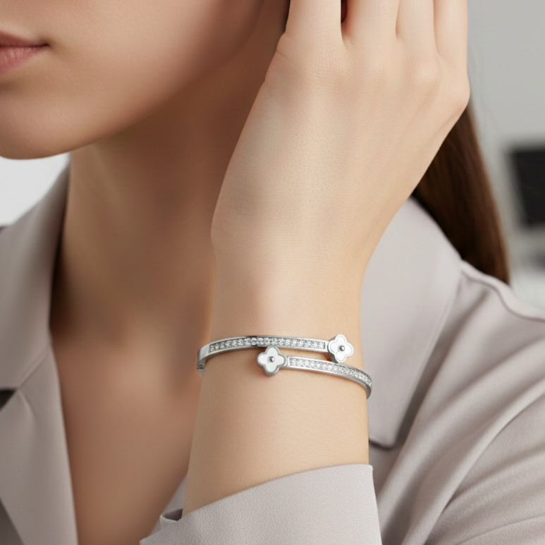 Emma Clover Bracelet - Stainless Steel Water Resistant