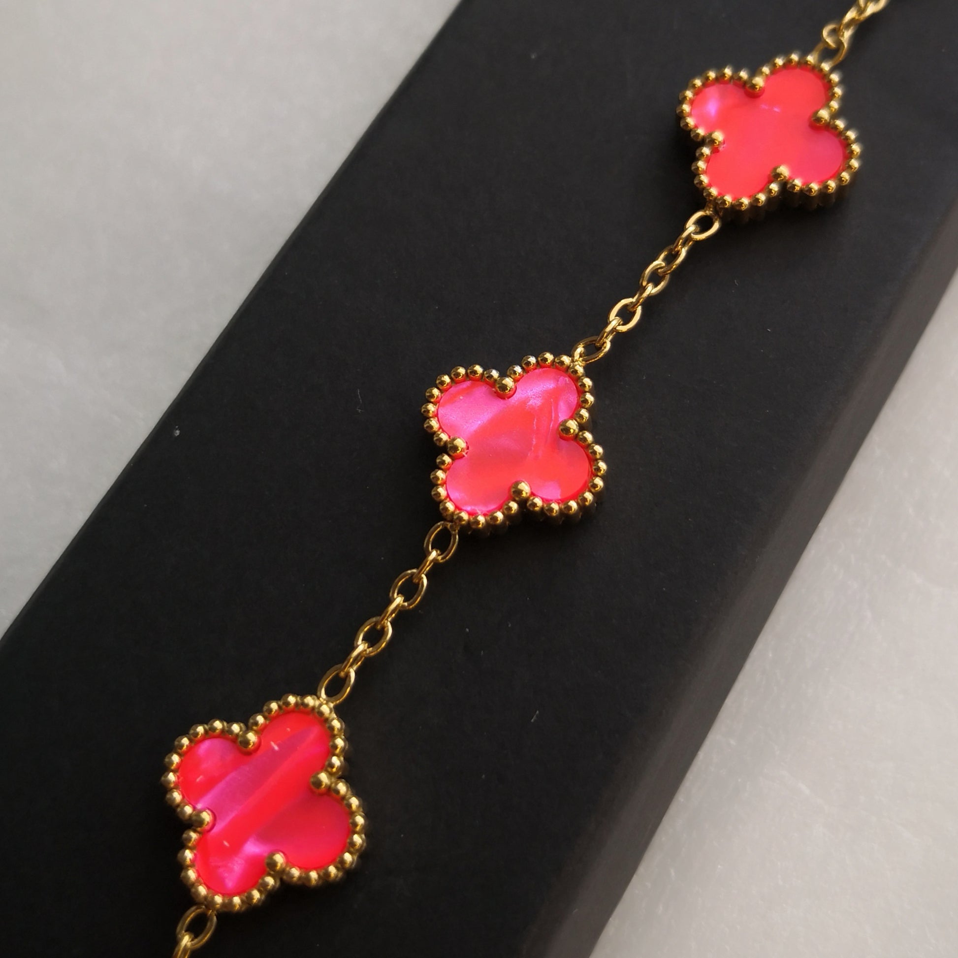 Felle kleuren Klaver Armband - Intero Sieraden