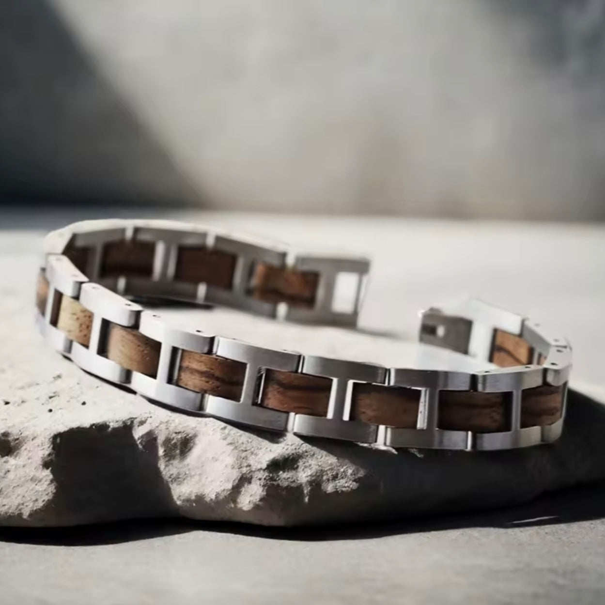 Luxe Zilveren Herenarmband met Hout - Roestvrij Staal