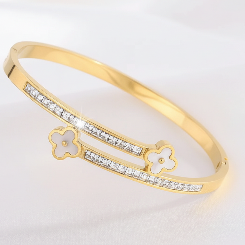 Emma Clover Bracelet - Stainless Steel Water Resistant